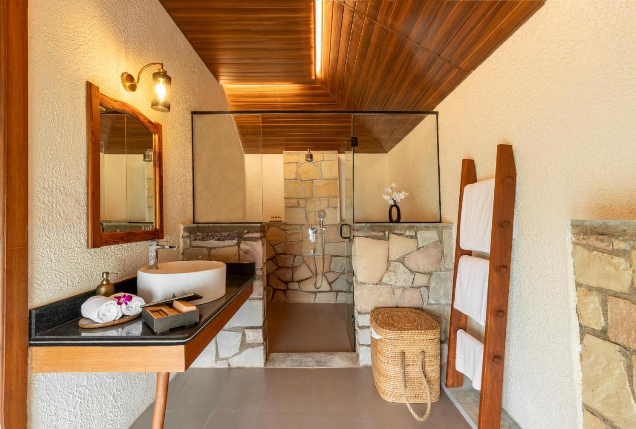 Zana Luxury Forest Resort, Ranthambore ซาวาย มาโดปูร์ ภายนอก รูปภาพ
