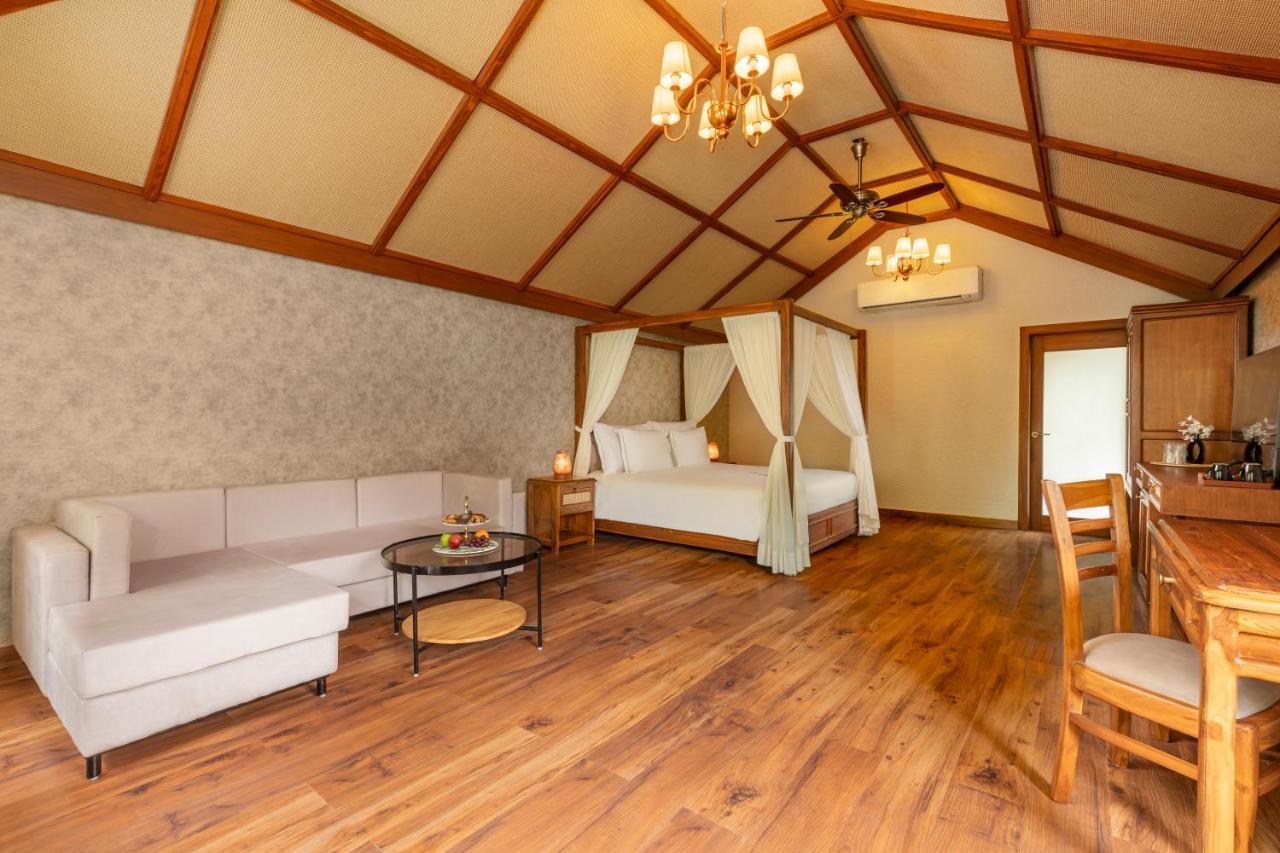 Zana Luxury Forest Resort, Ranthambore ซาวาย มาโดปูร์ ภายนอก รูปภาพ