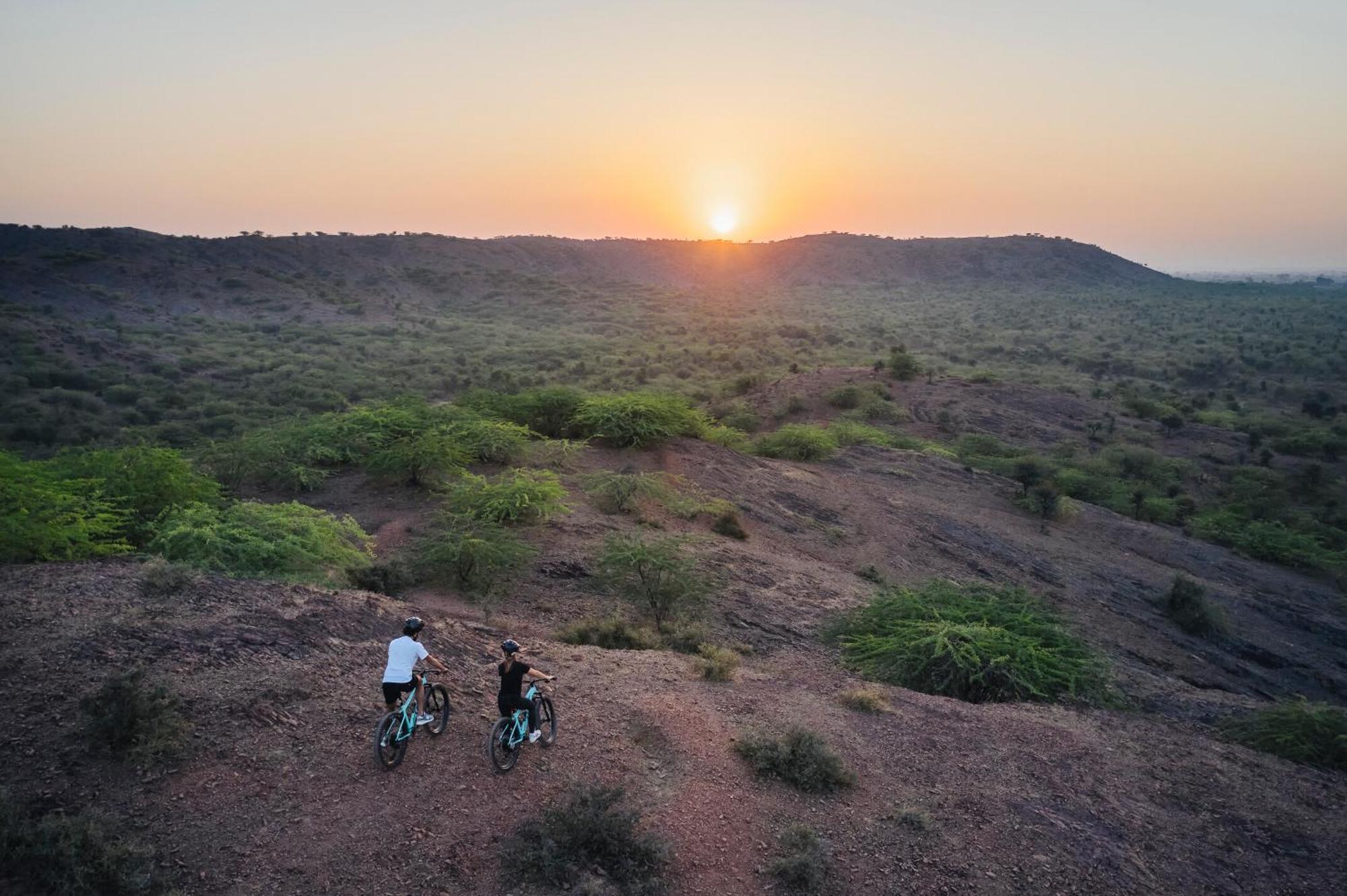 Zana Luxury Forest Resort, Ranthambore ซาวาย มาโดปูร์ ภายนอก รูปภาพ